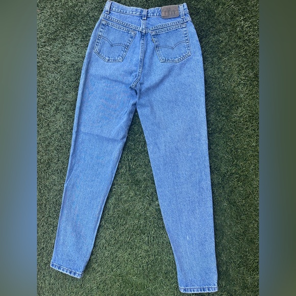 Vtg Levi’s 900 Series Mom Jeans Tapered Straight Fit USA Made Denim Silver Tab 9 - Picture 8 of 11